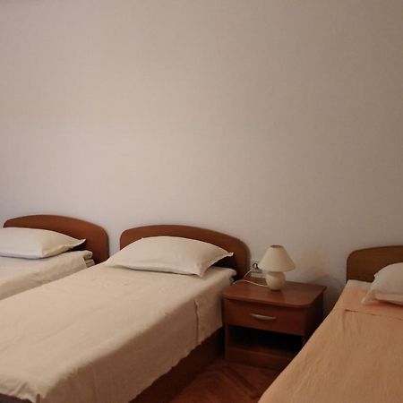 Appartamento Moki Vis Esterno foto